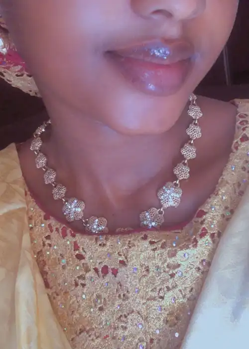 khanoum03